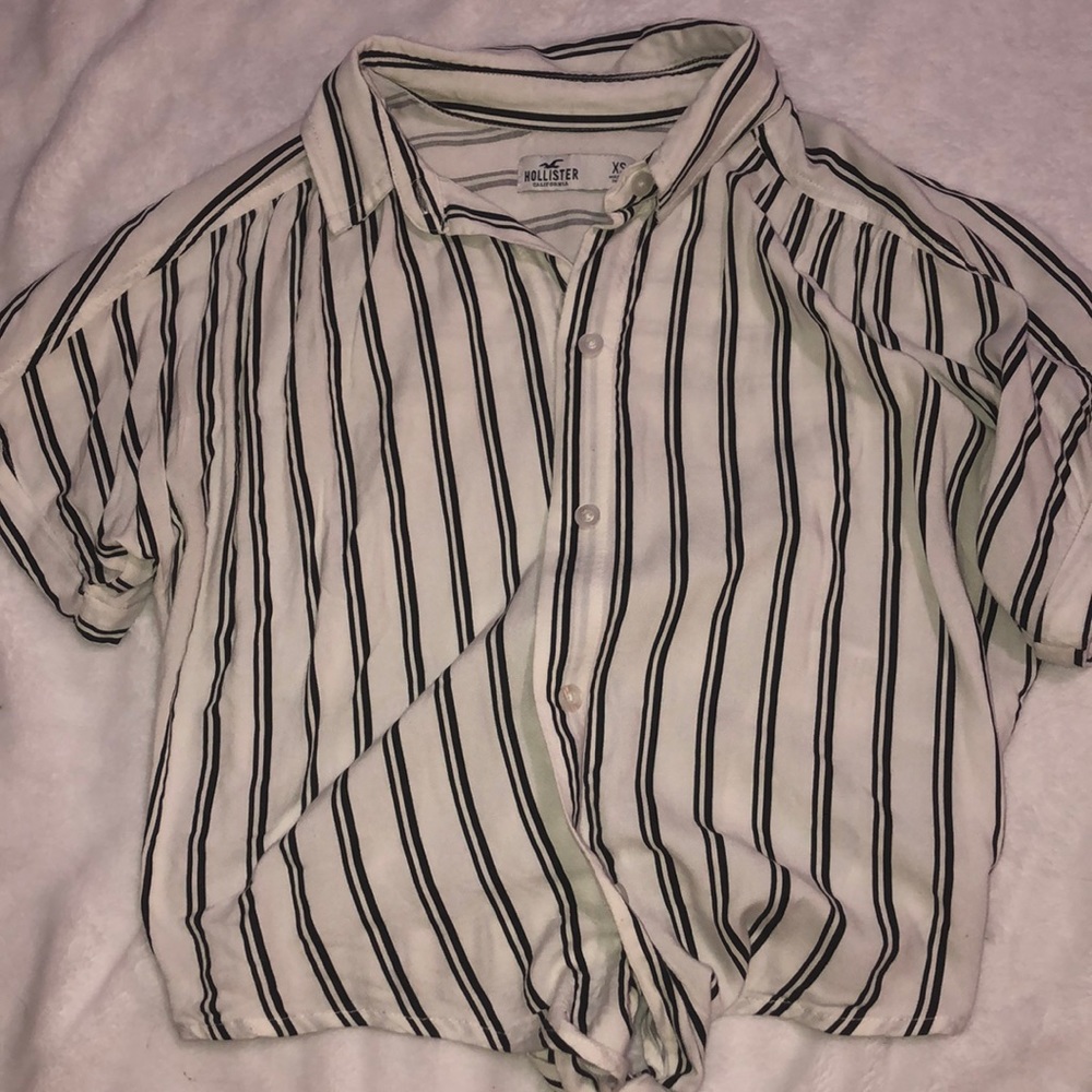 striped cropped hollister button-down, size xs